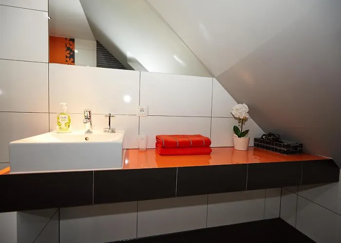 Nad Lomniczka-malachit アパート